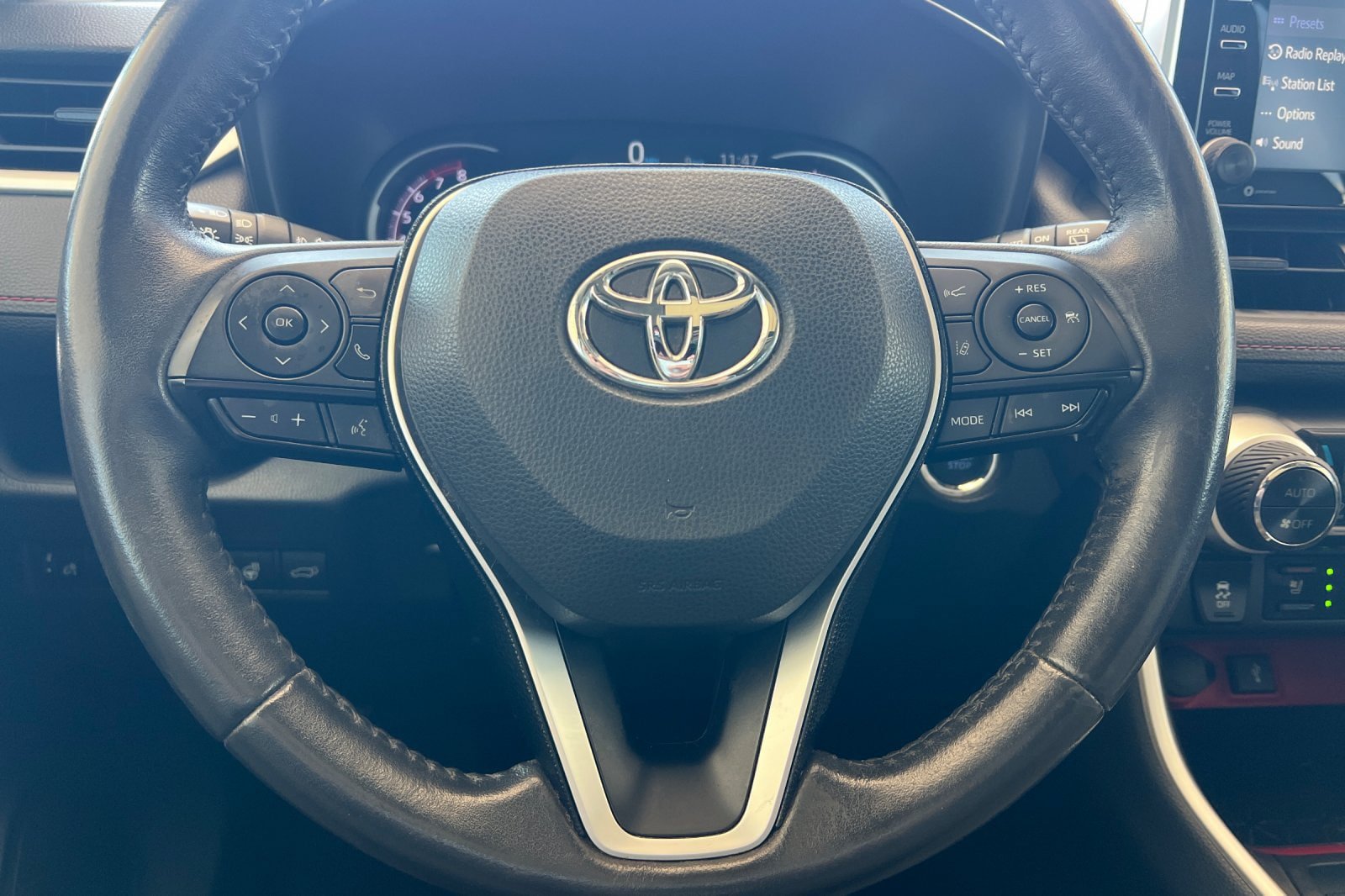 Certified 2021 Toyota RAV4 TRD Off-Road AWD/4WD image 24