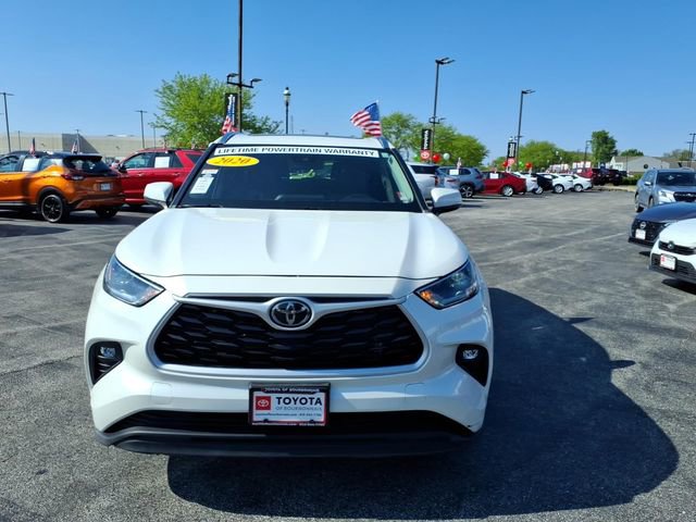 Used 2021 Toyota Highlander XLE AWD/4WD image 7