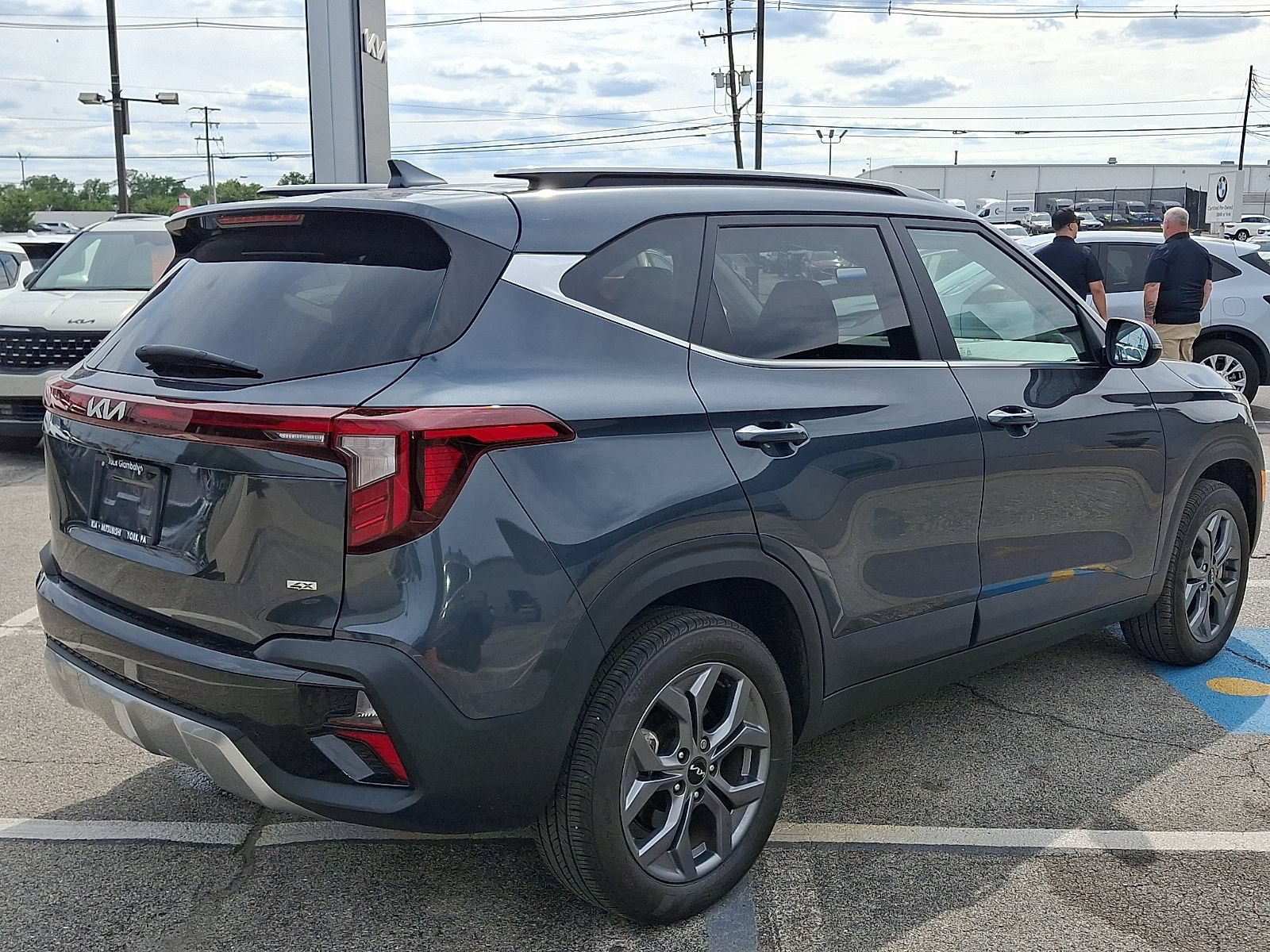 Used 2024 Kia Seltos S AWD/4WD video 2