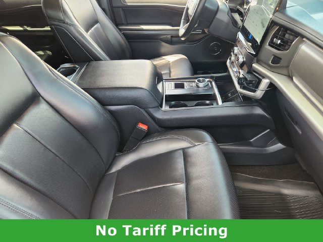 Used 2022 Ford Expedition XLT RWD image 12