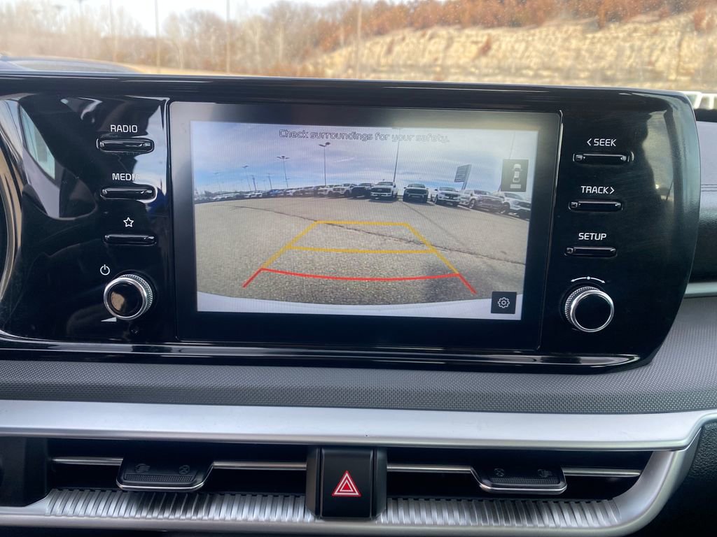Used 2021 Kia K5 LXS image 19