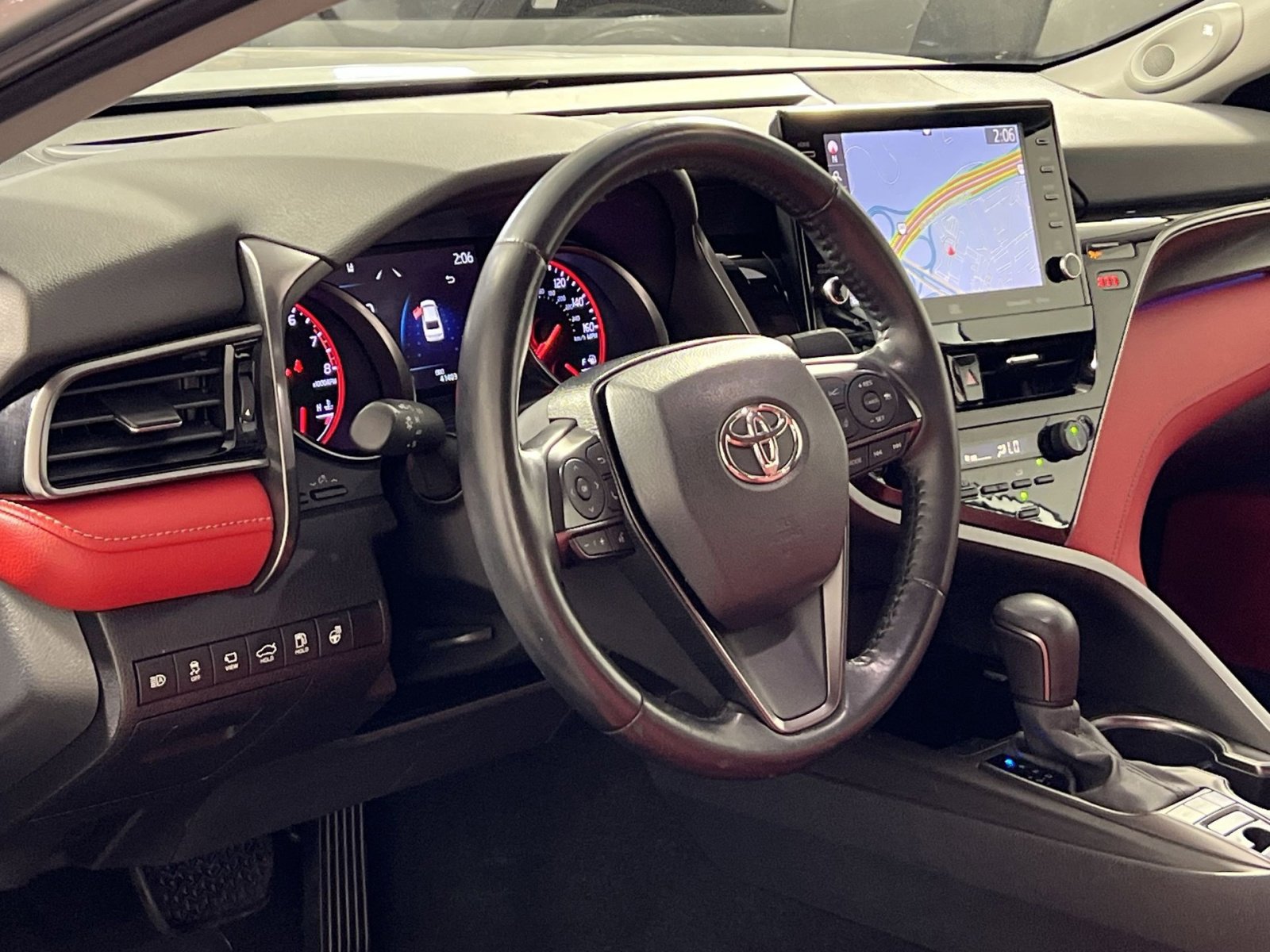 Used 2021 Toyota Camry XSE image 13