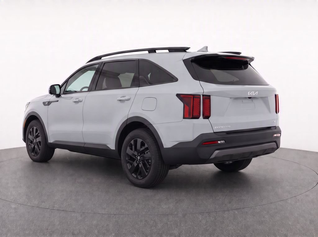 Used 2023 Kia Sorento S w/ Panoramic Sunroof Package AWD/4WD image 3