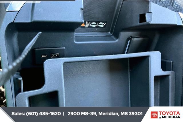 Used 2022 Chevrolet Silverado 1500 LT Trail Boss w/ LT Trail Boss Premium Package image 22