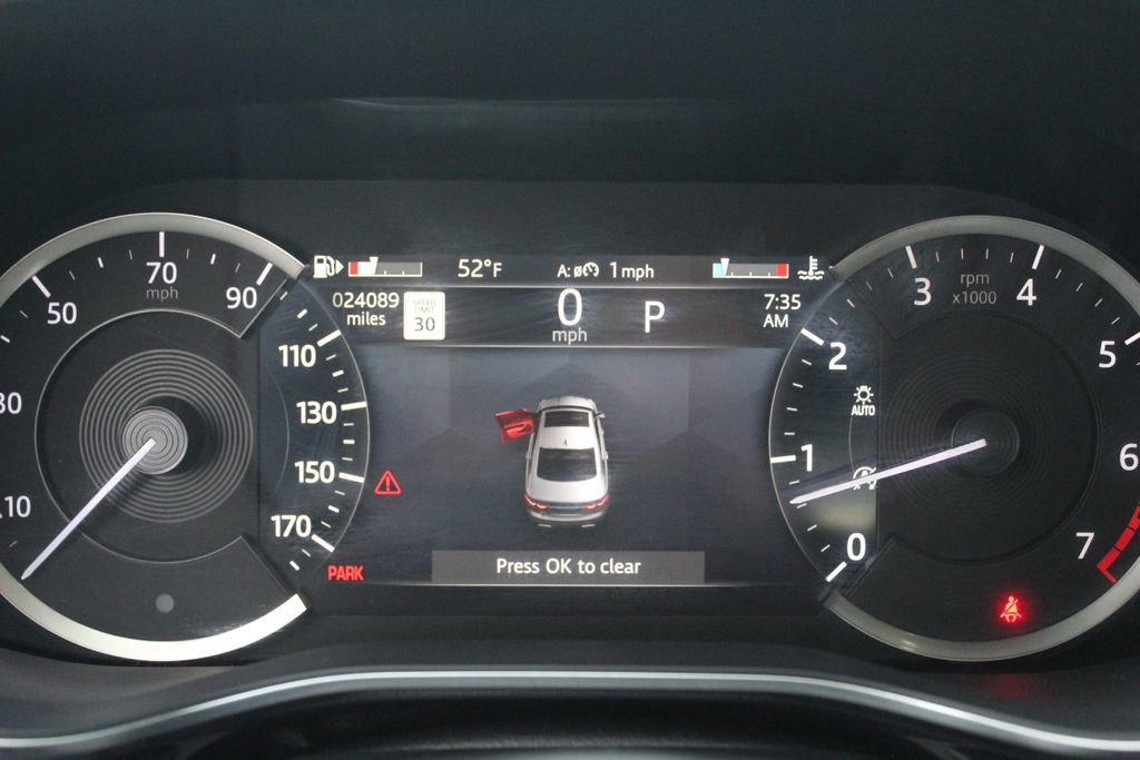 Used 2022 Jaguar XF R-Dynamic SE AWD/4WD image 19