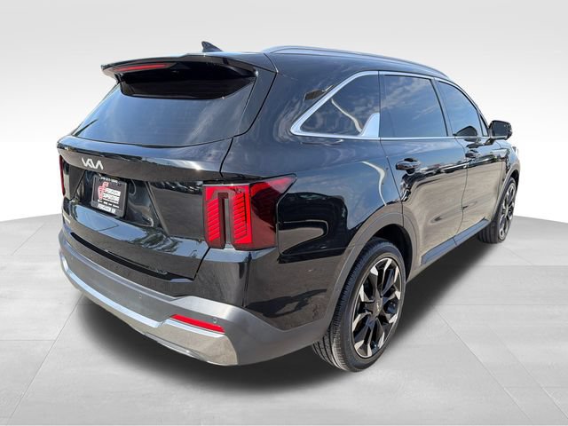 Certified 2025 Kia Sorento SX FWD image 7