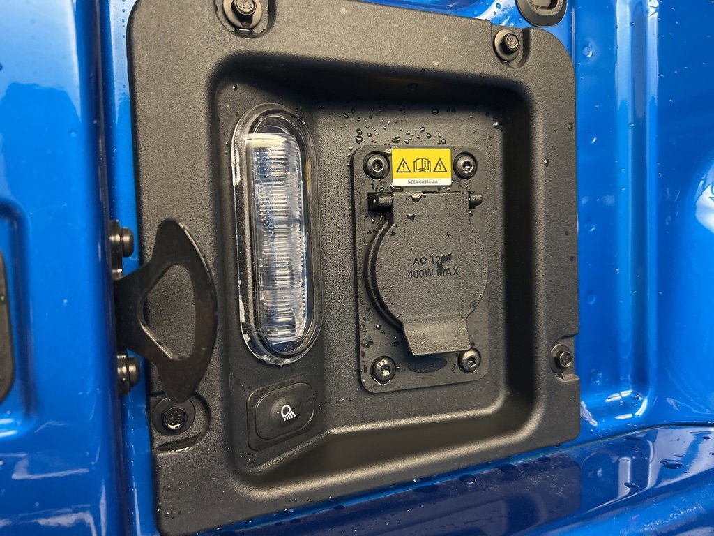 New 2025 Ford Maverick XLT w/ XLT Luxury Package image 34