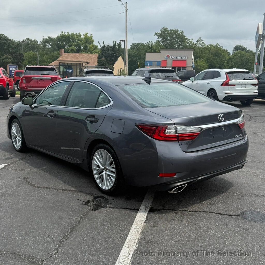 Used 2018 Lexus ES 350 w/ Luxury Package w/Wood Trim FWD image 11