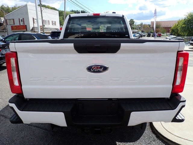 New 2026 Ford F250 XL image 4