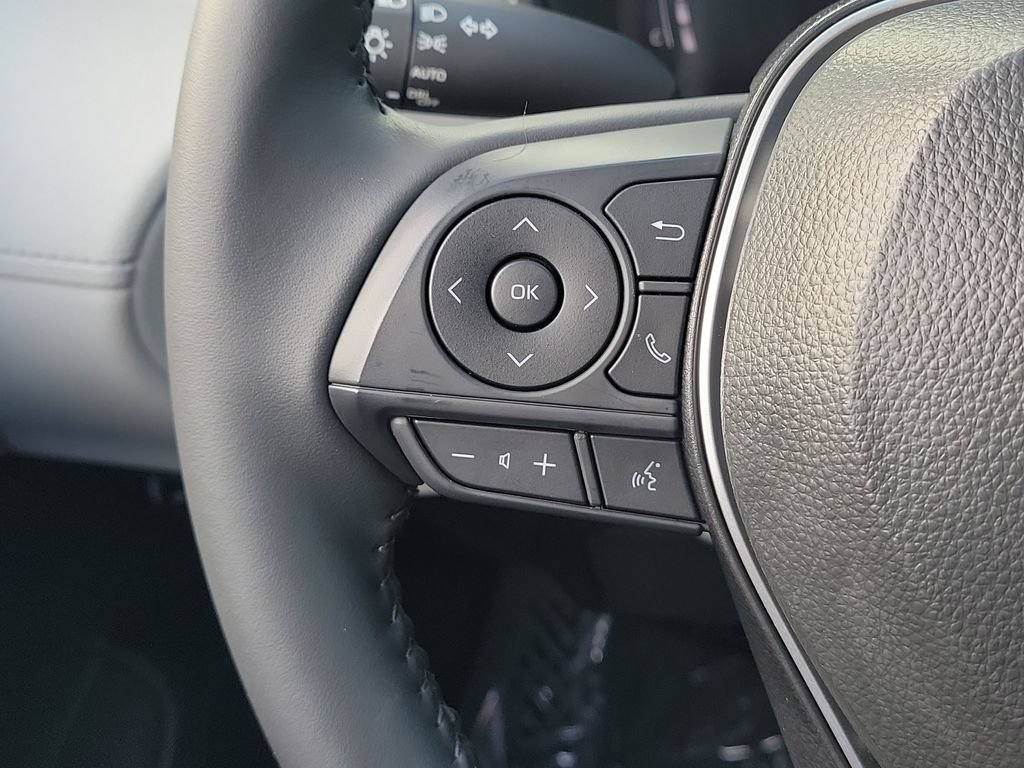 Certified 2026 Toyota Corolla Cross LE FWD image 9