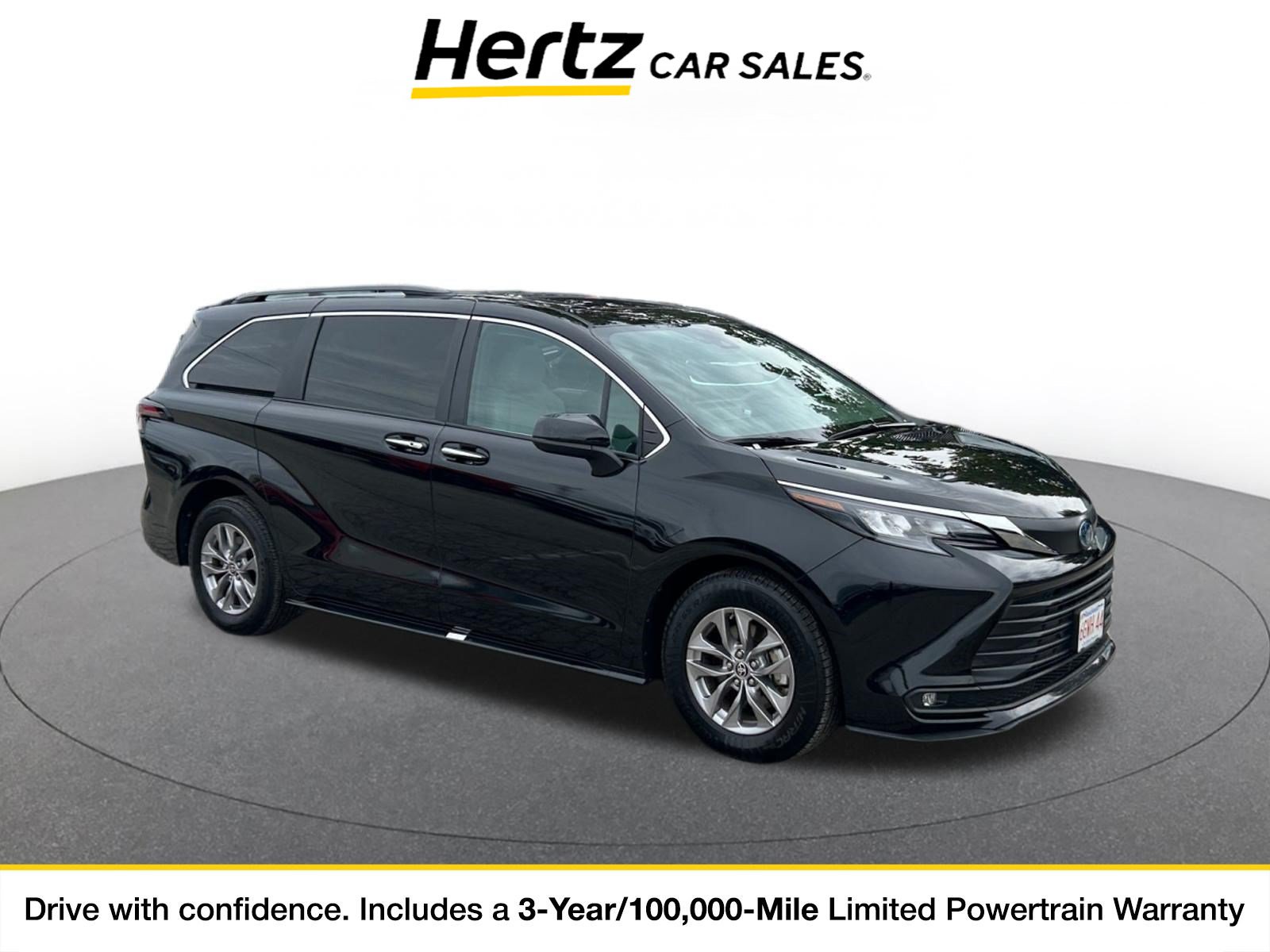 Used 2025 Toyota Sienna XLE