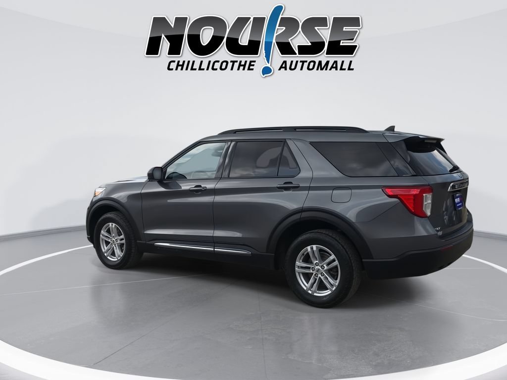 Used 2023 Ford Explorer XLT AWD/4WD image 6