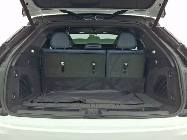 Certified 2025 Cadillac Escalade IQ Luxury 2 w/ LPO, Premium Carpet Package AWD/4WD image 28
