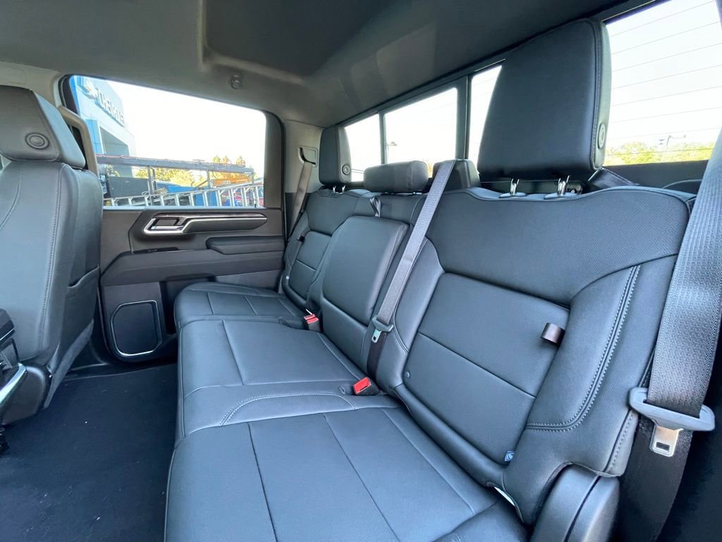 New 2026 Chevrolet Silverado 3500 LTZ w/ LTZ Convenience Package image 25