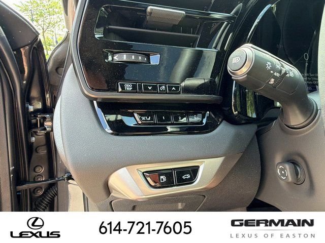 New 2026 Lexus RX 350h AWD/4WD image 25