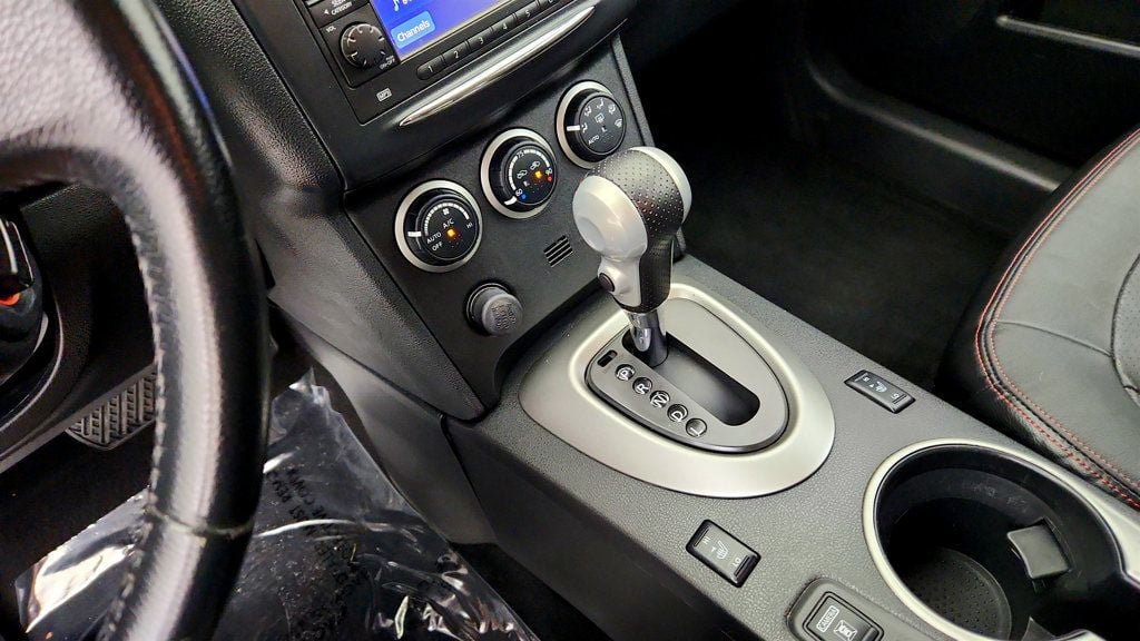 Used 2013 Nissan Rogue SL AWD/4WD image 17