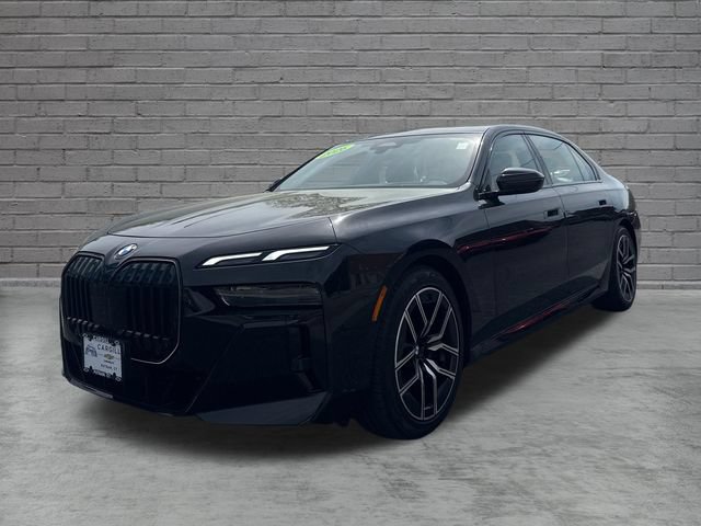 Used 2026 BMW 740i xDrive AWD/4WD image 3