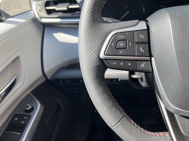 Used 2024 Toyota Sienna XSE image 17