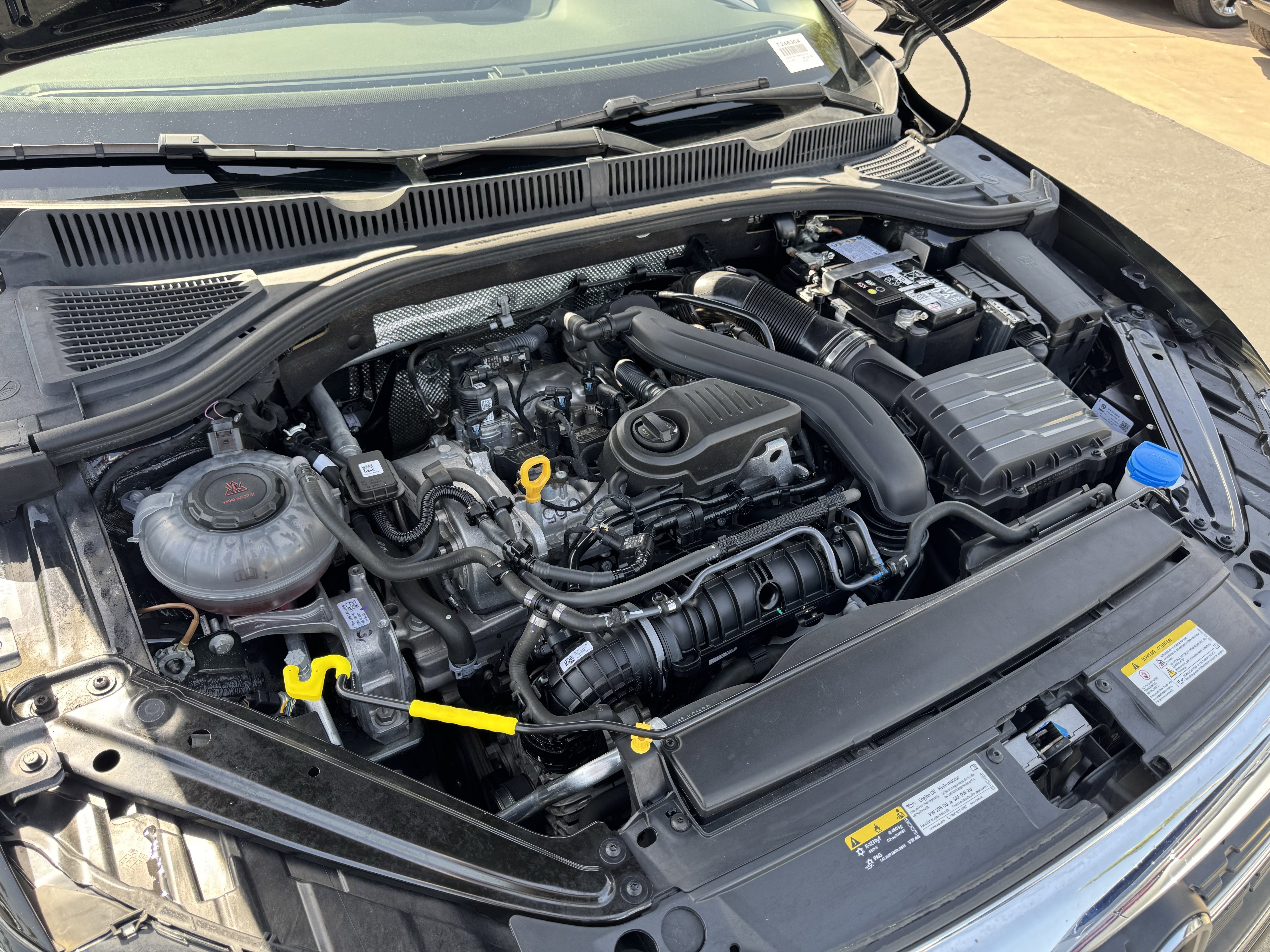 Used 2024 Volkswagen Jetta SE FWD image 37