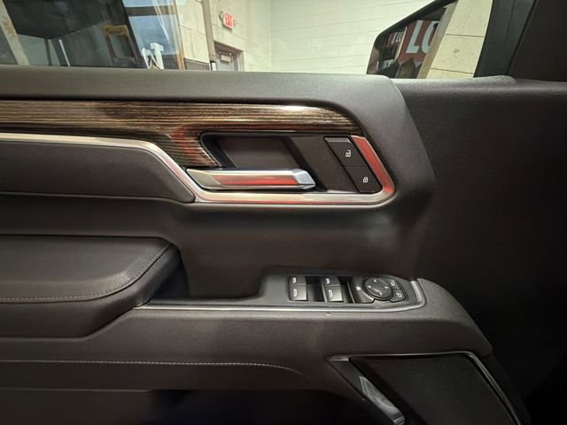 Certified 2025 GMC Sierra 1500 Elevation image 13