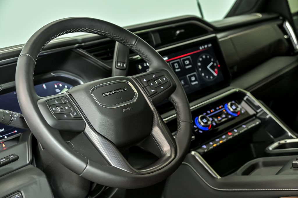 Used 2026 GMC Sierra 2500 Denali Ultimate AWD/4WD image 18