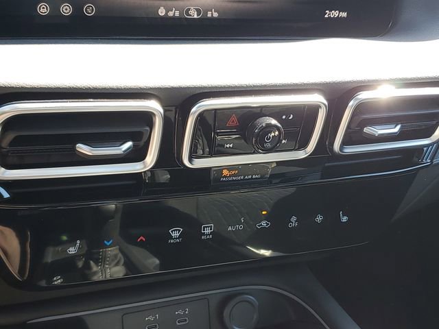 New 2026 Nissan Sentra SV w/ SV Convenience Package FWD image 30