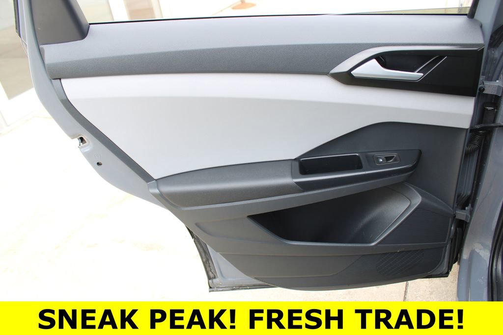 Certified 2023 Volkswagen Taos SEL AWD/4WD image 22
