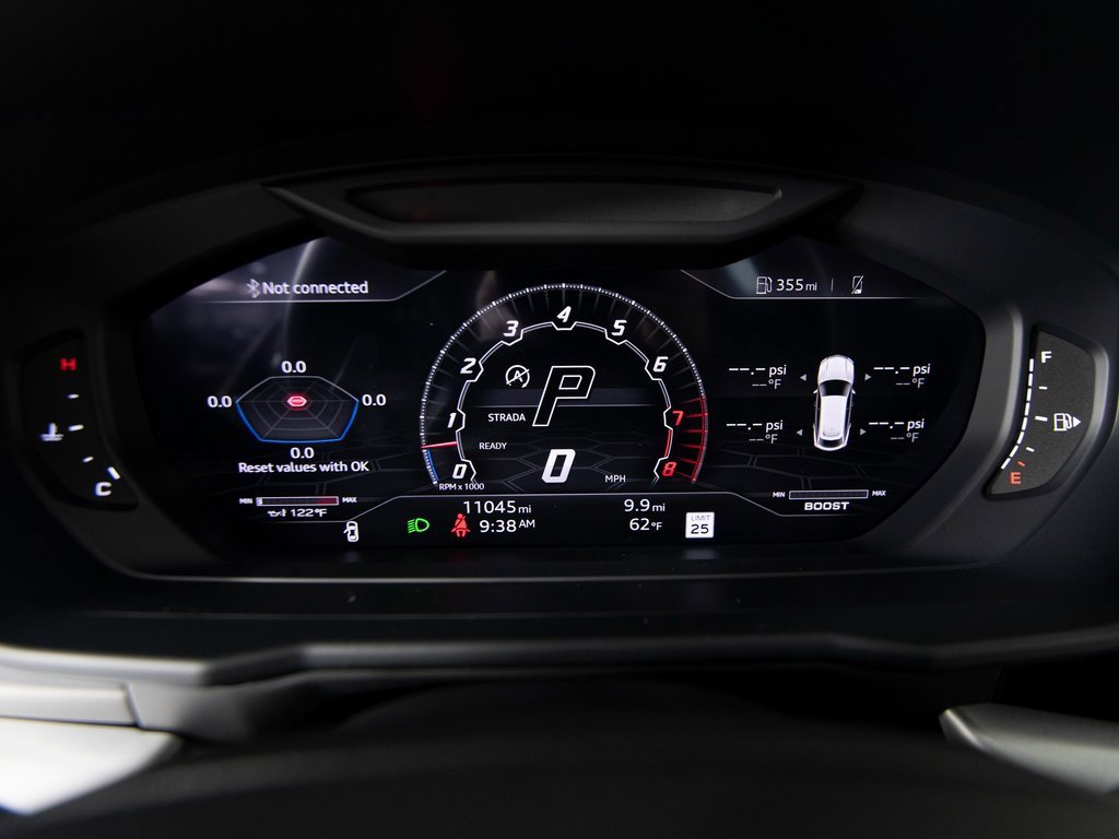 Used 2022 Lamborghini Urus image 17