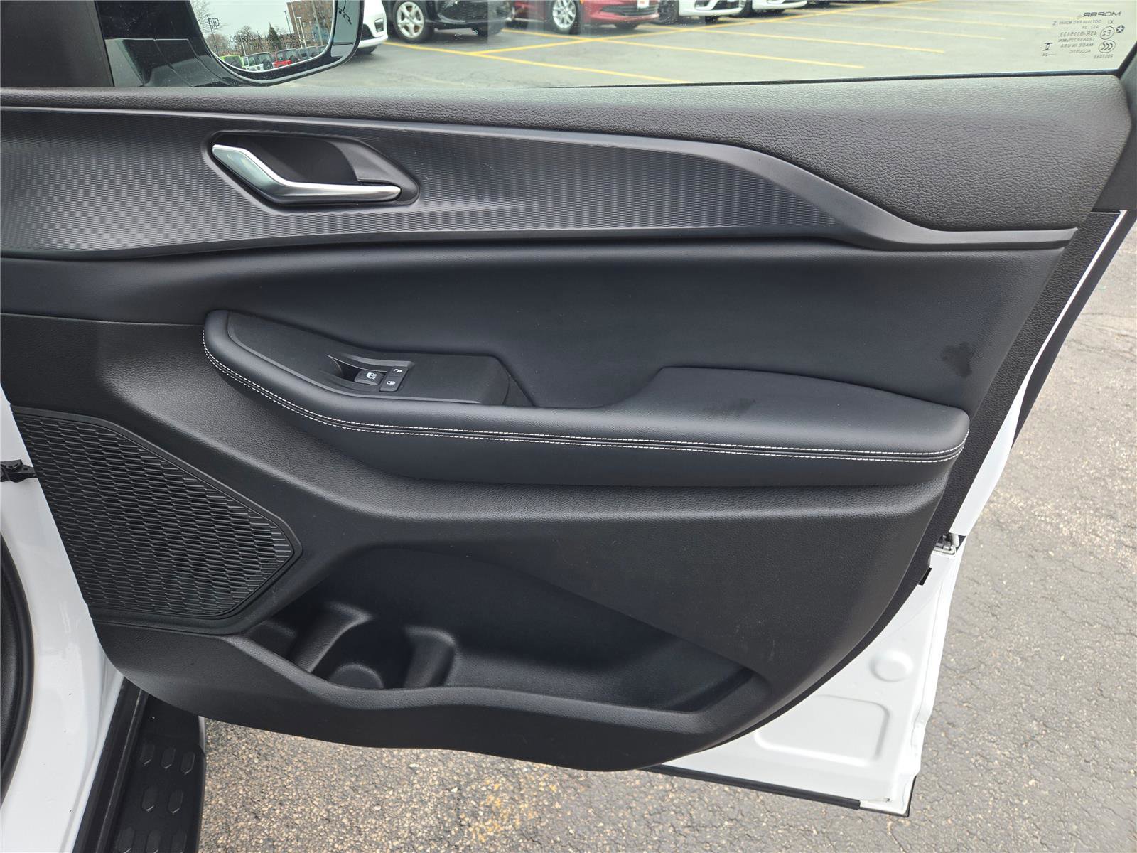 Certified 2024 Jeep Grand Cherokee Altitude image 7