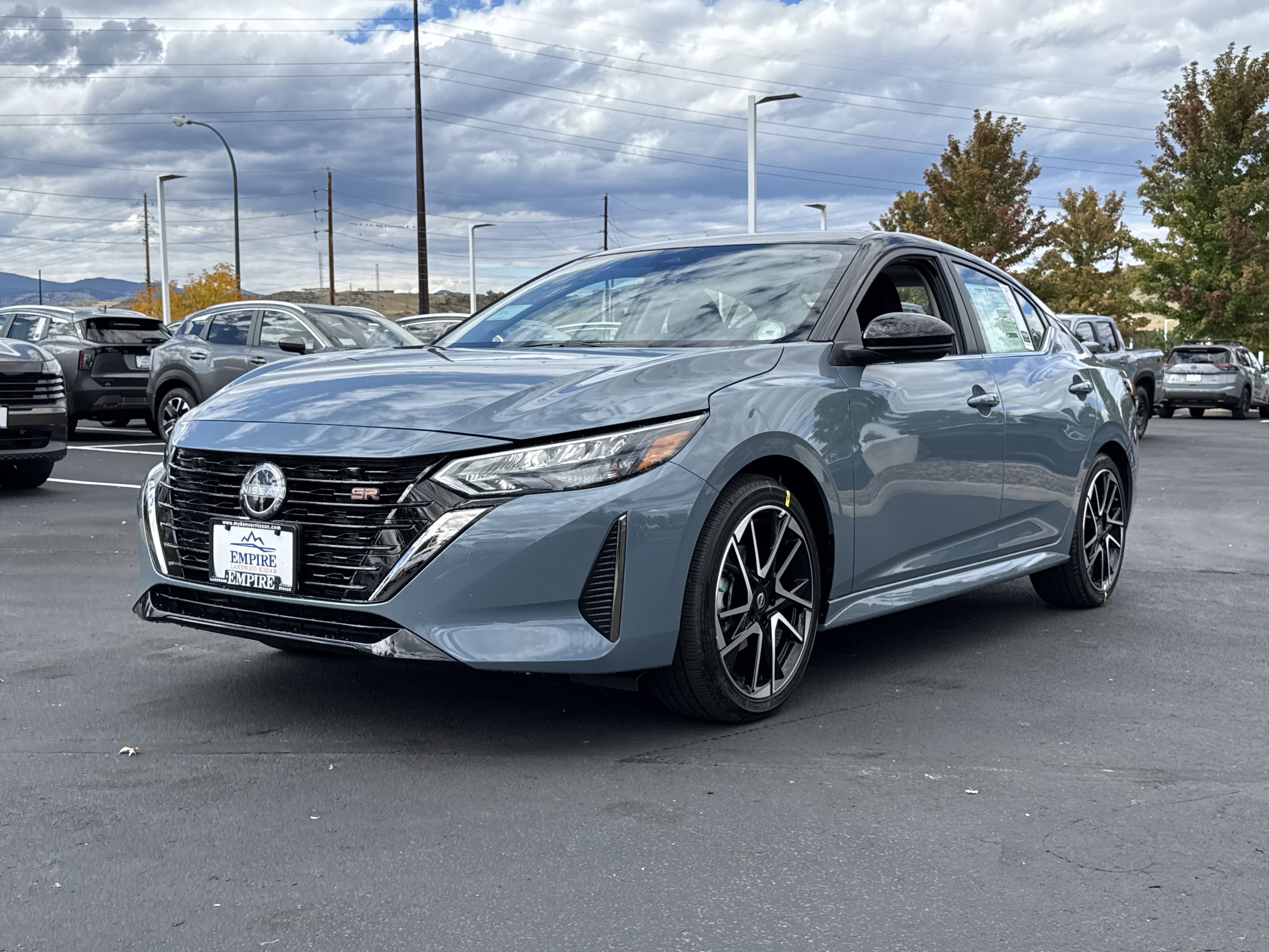 New 2025 Nissan Sentra SR image 4