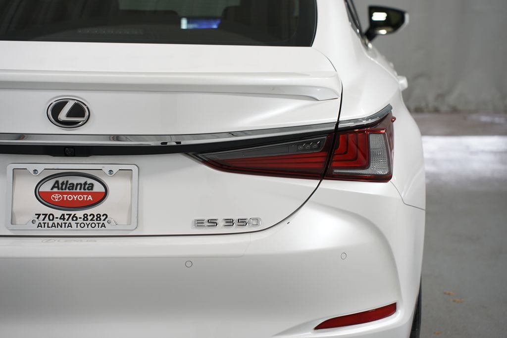 Used 2024 Lexus ES 350 Ultra Luxury w/ Accessory Package (Z2) image 10