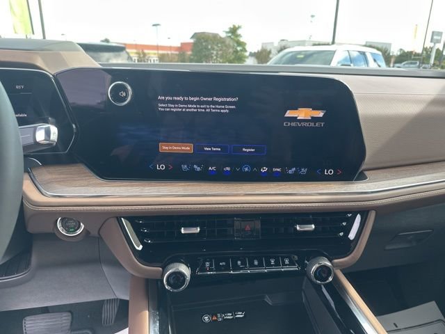 New 2026 Chevrolet Suburban High Country image 22