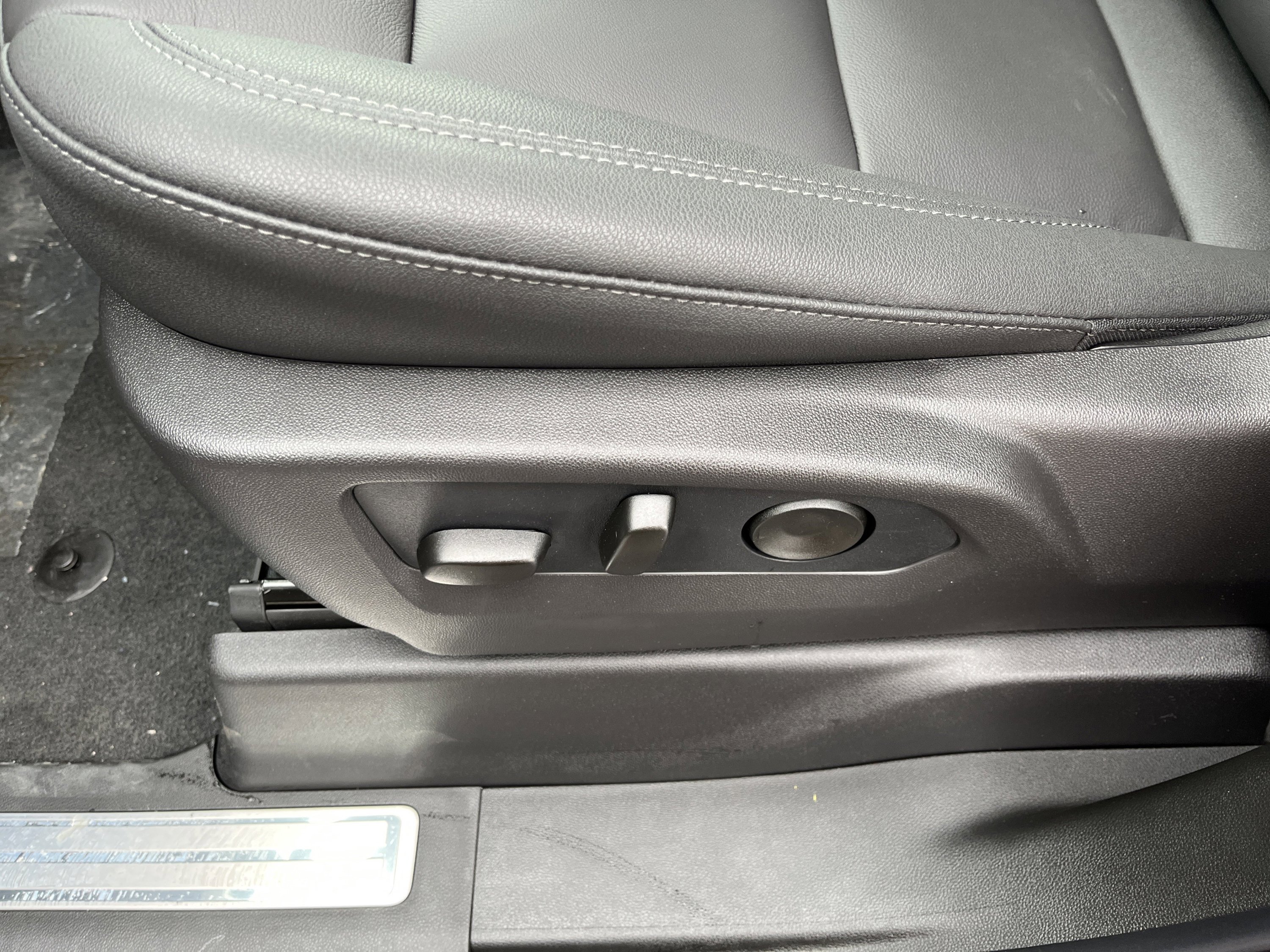 New 2026 Chevrolet Silverado 1500 LT Trail Boss w/ LT Trail Boss Premium Package image 13