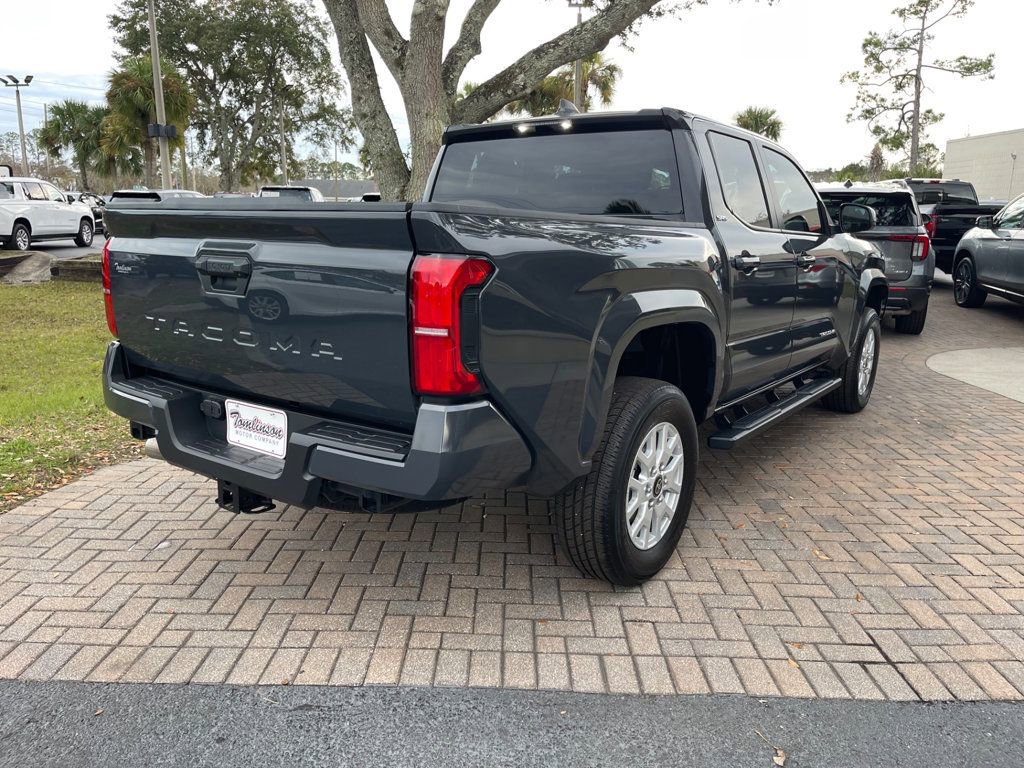Used 2025 Toyota Tacoma SR5 image 5