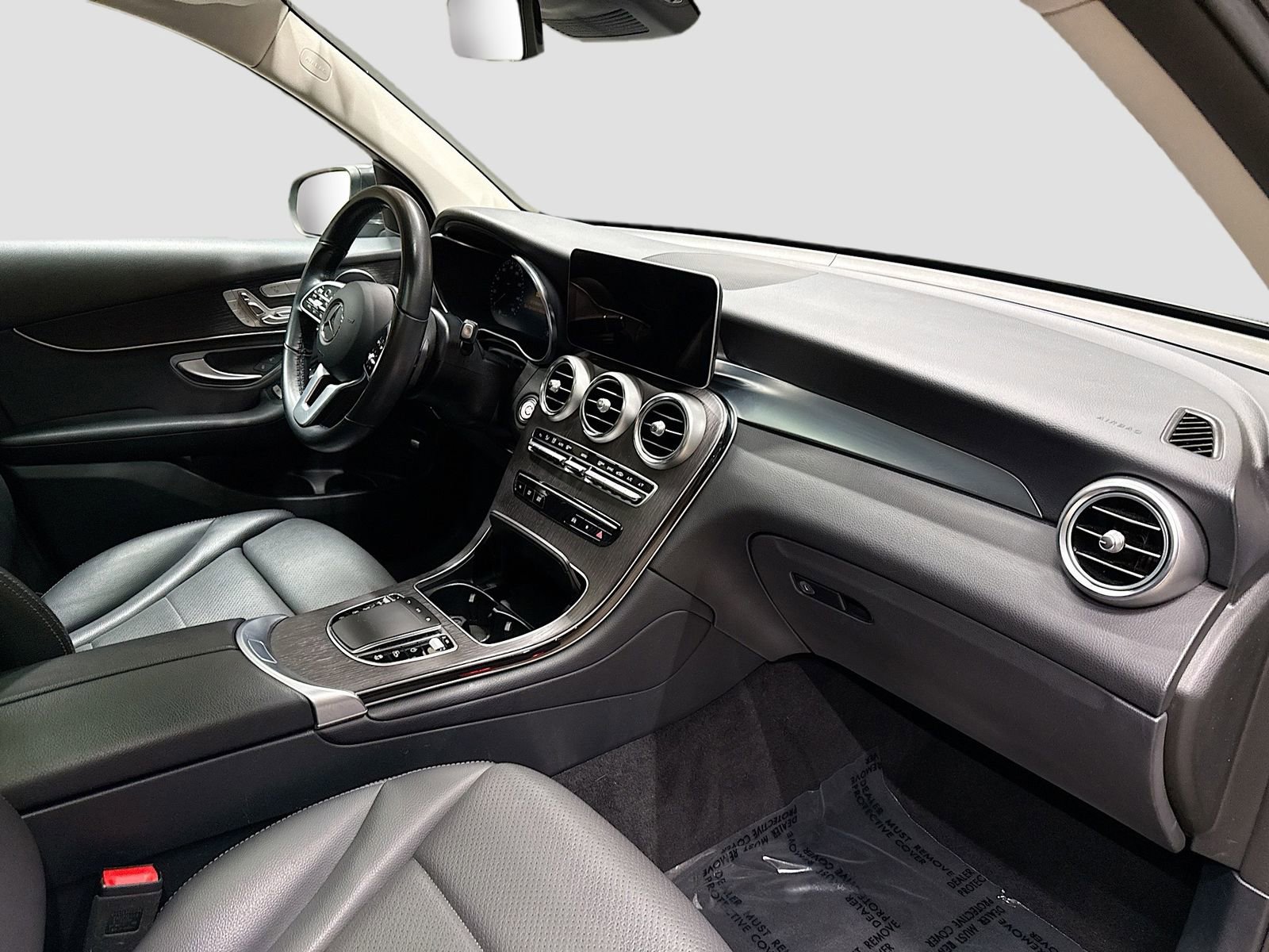 Used 2022 Mercedes-Benz GLC 300 image 29