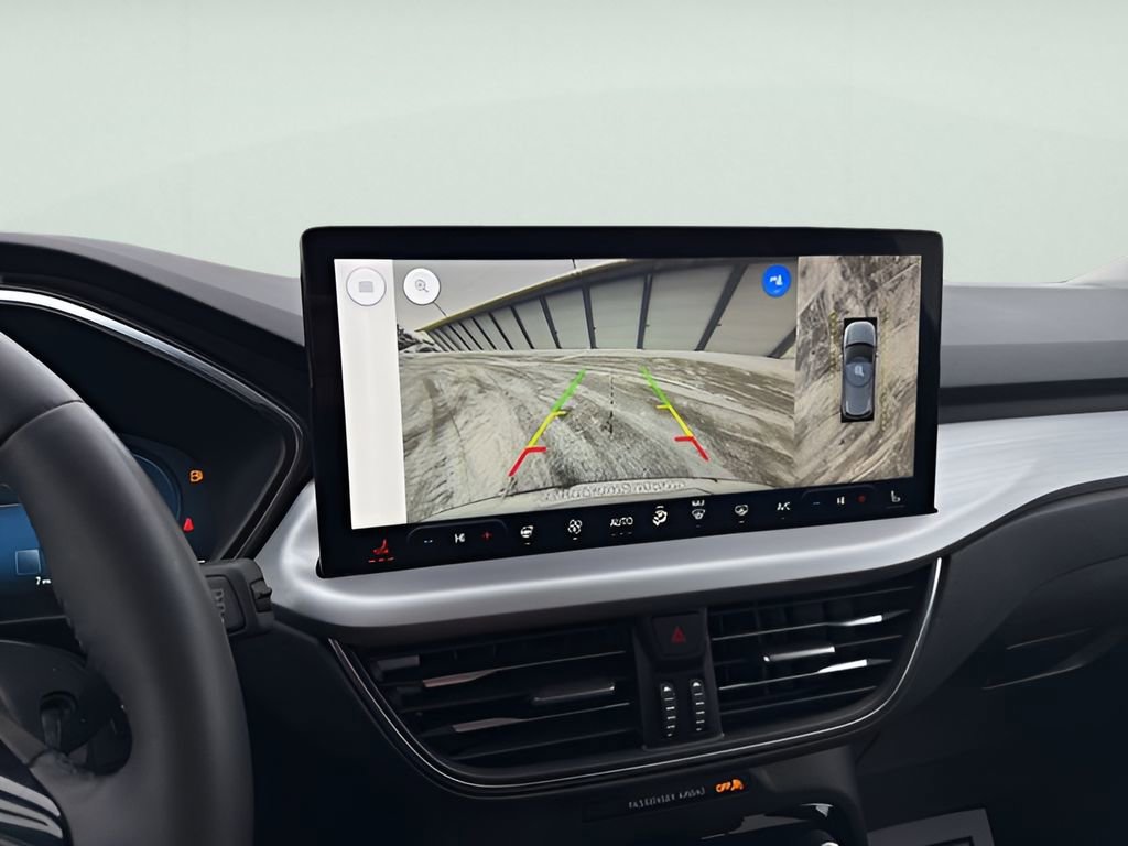 Used 2023 Ford Escape Platinum w/ Premium Technology Package image 27