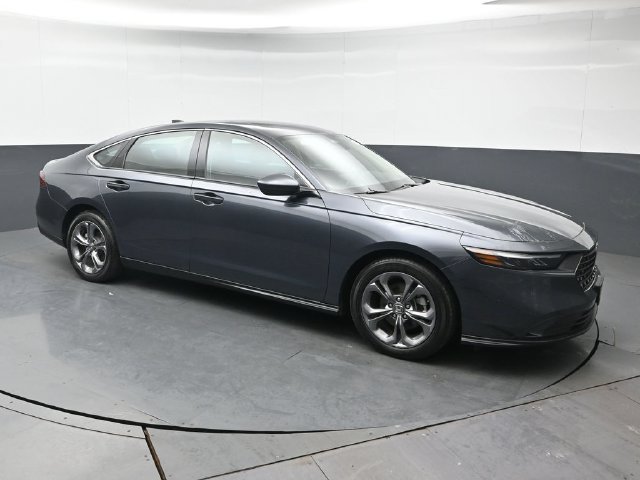 Used 2023 Honda Accord EX image 7