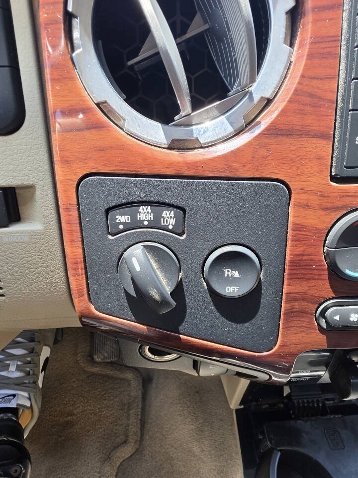 Used 2008 Ford F450 Lariat AWD/4WD image 16
