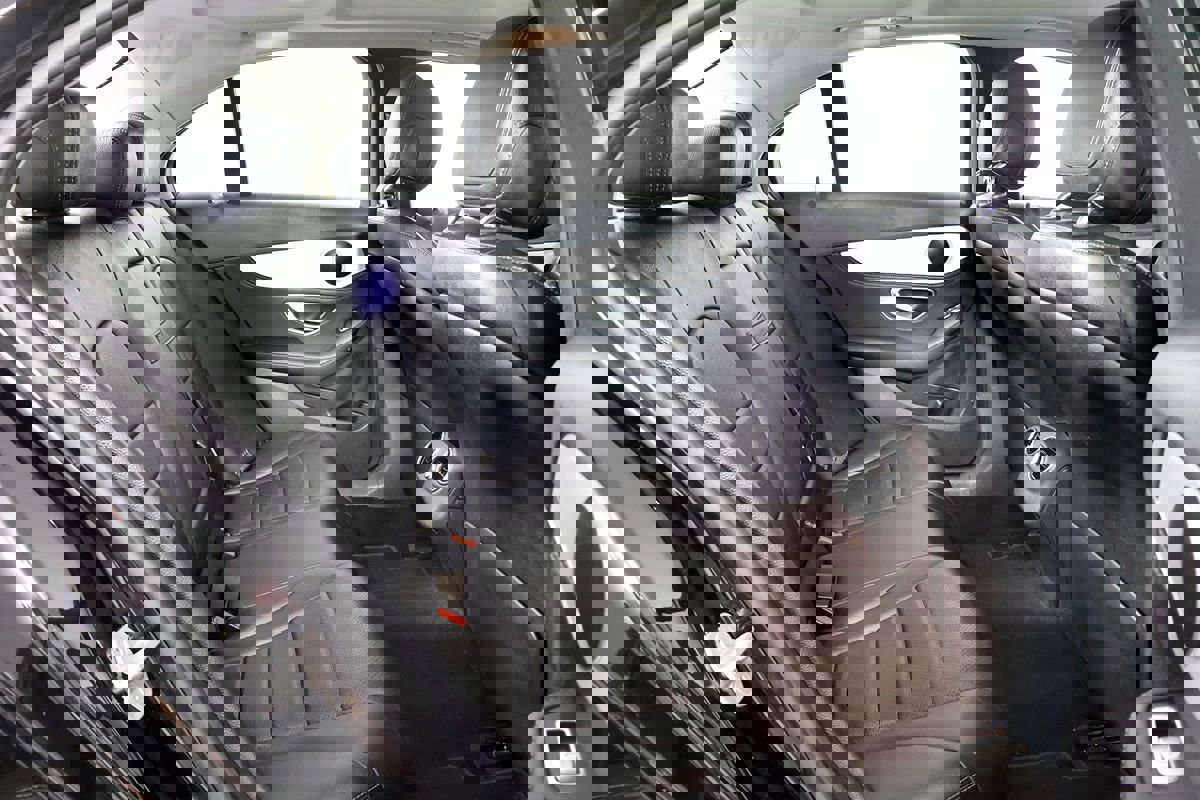 Used 2015 Mercedes-Benz C 300 Sport image 54