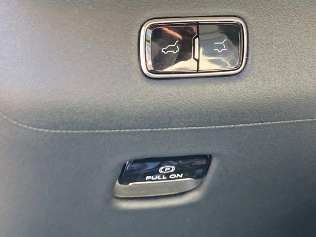 New 2025 Lincoln Navigator Reserve AWD/4WD image 14