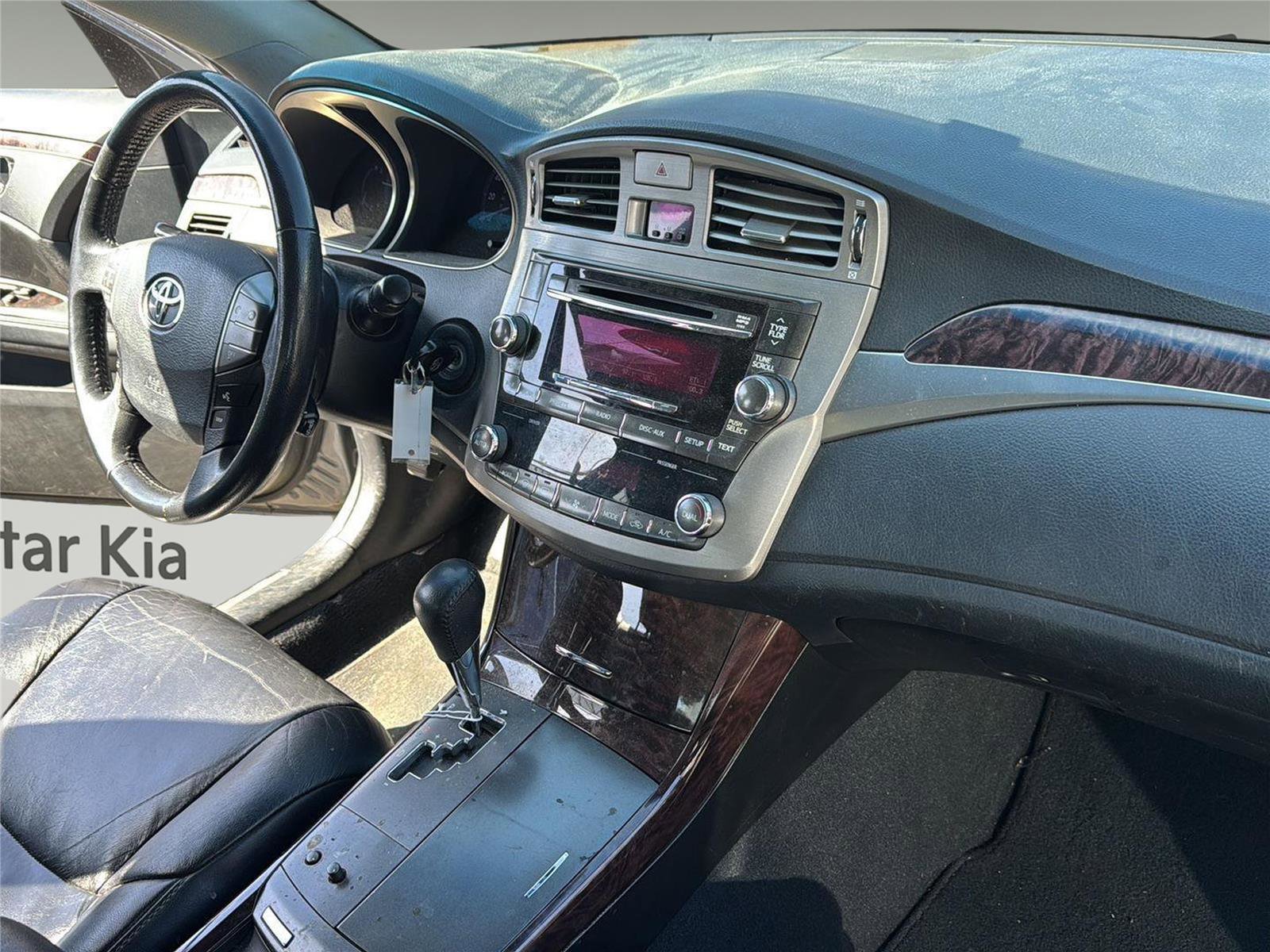 Used 2011 Toyota Avalon FWD image 22