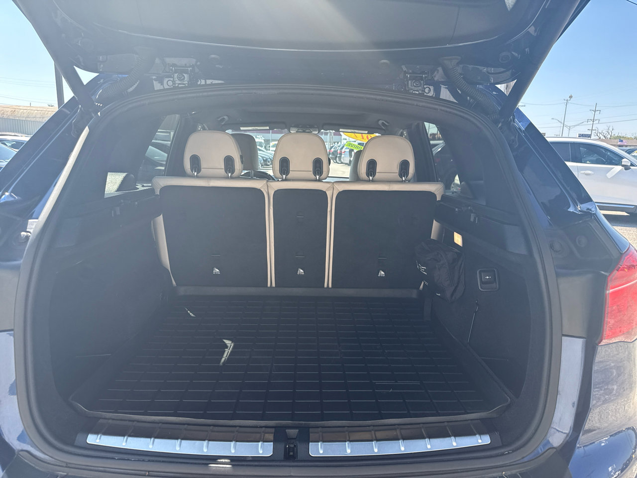 Used 2017 BMW X1 xDrive28i image 8