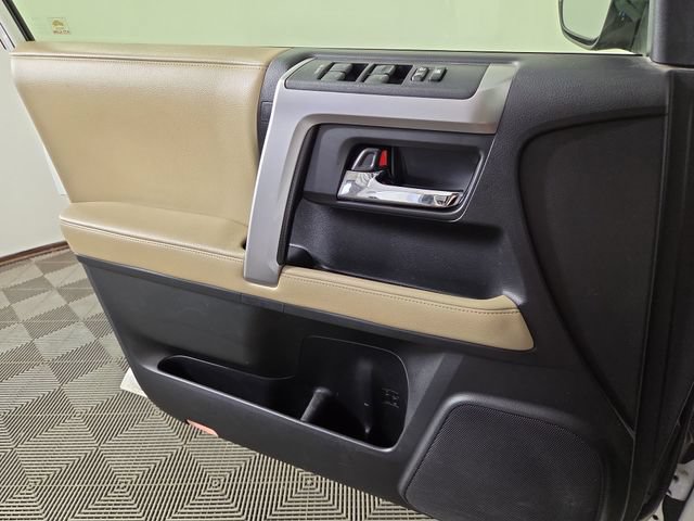 Used 2019 Toyota 4Runner SR5 Premium AWD/4WD image 31