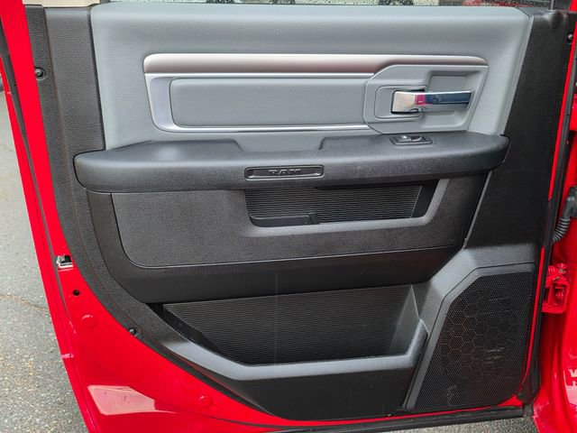 Used 2022 RAM 1500 Classic SLT image 21