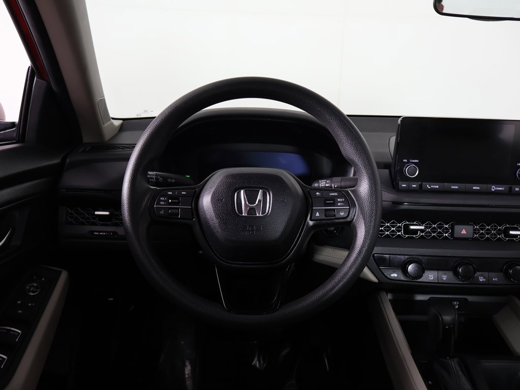 Used 2023 Honda Accord EX image 36