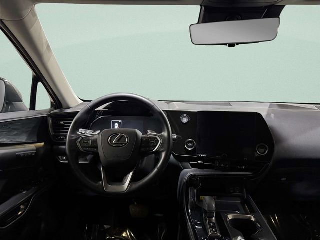 Used 2023 Lexus NX 350 AWD image 12