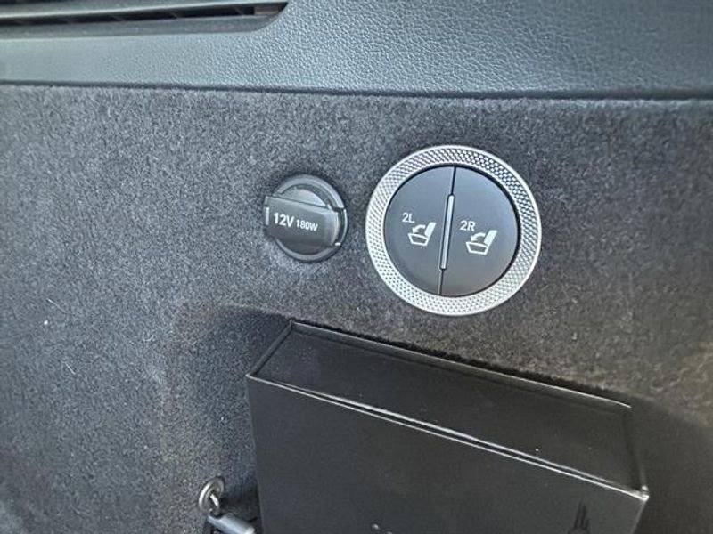 Used 2025 Genesis GV80 2.5T Standard image 10