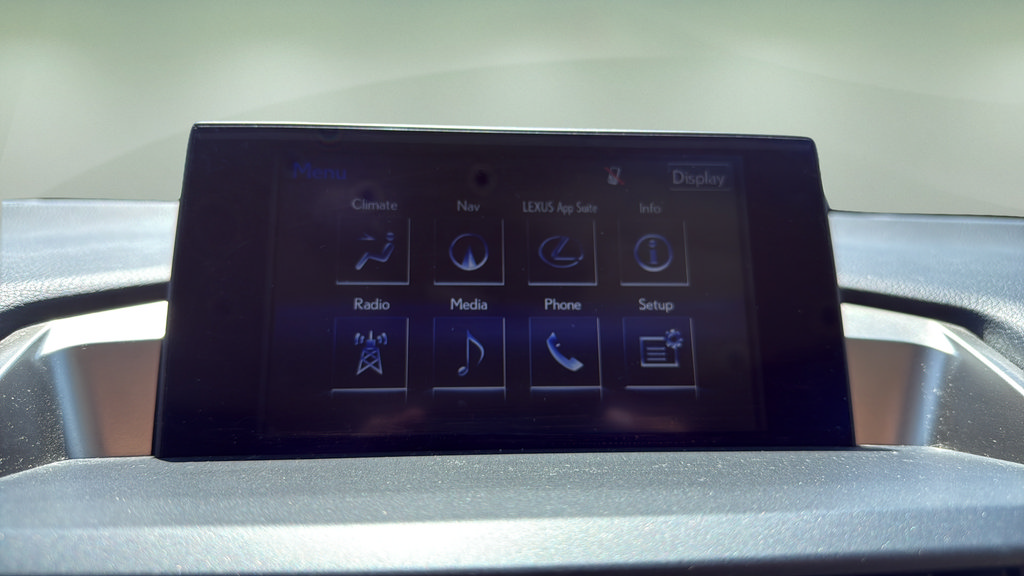 Used 2015 Lexus NX 200t AWD w/ Luxury Package image 25
