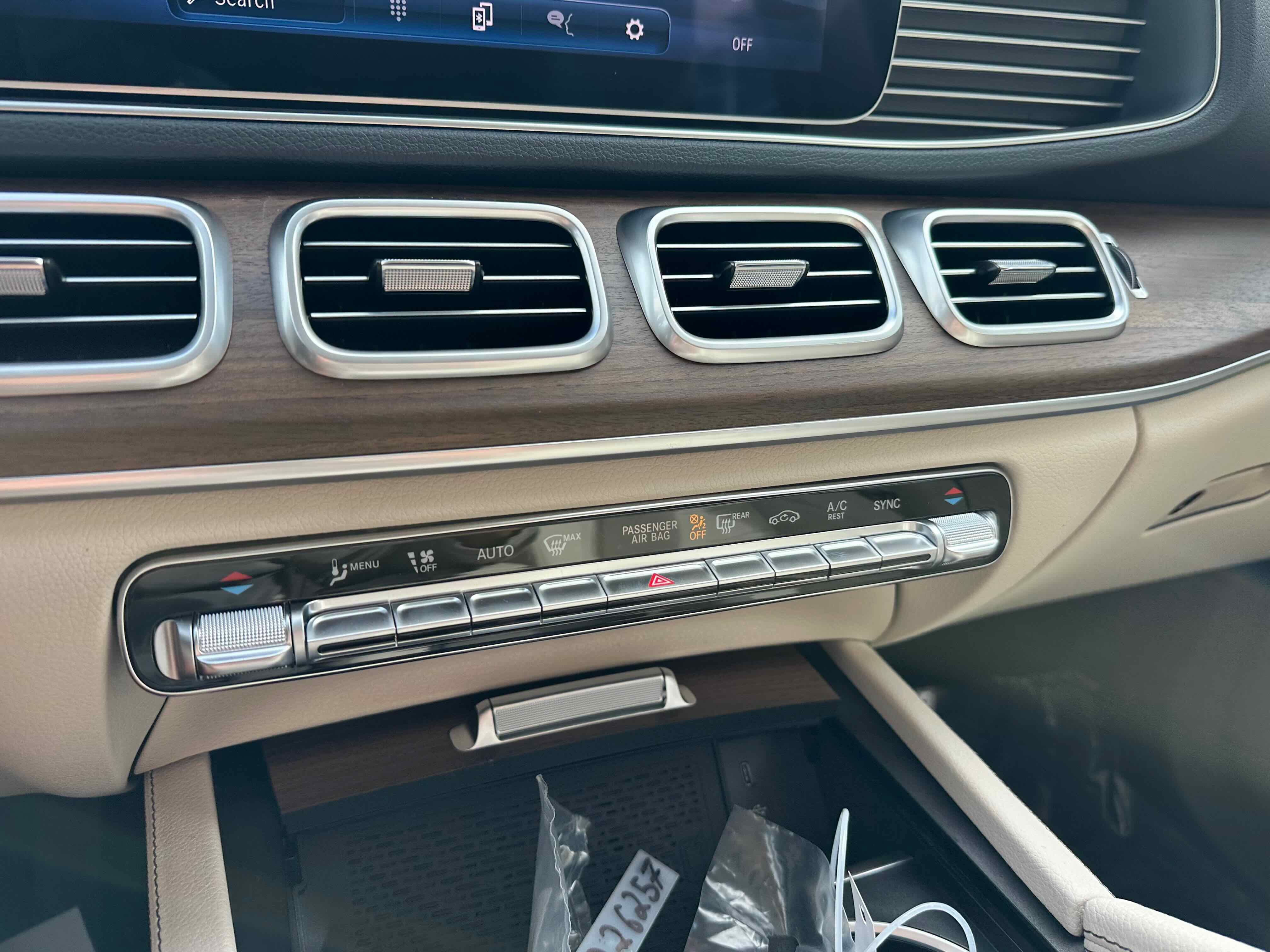 New 2026 Mercedes-Benz GLE 450 4MATIC image 29