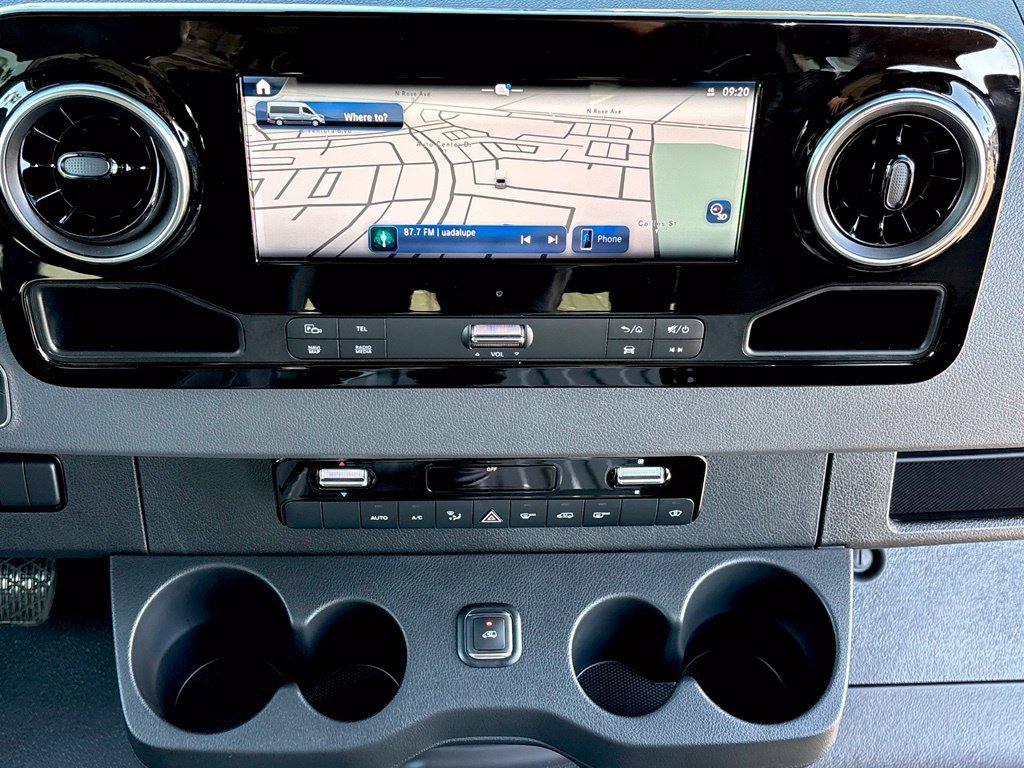 New 2026 Mercedes-Benz Sprinter 2500 image 24